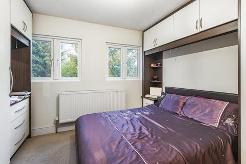 22 Grange Close, Hounslow, TW5 0HW