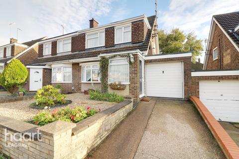 16 Boxted Close, Luton, LU4 9HW
