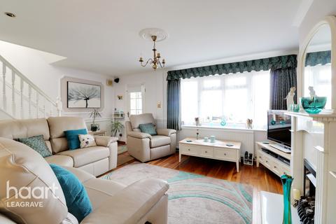 16 Boxted Close, Luton, LU4 9HW