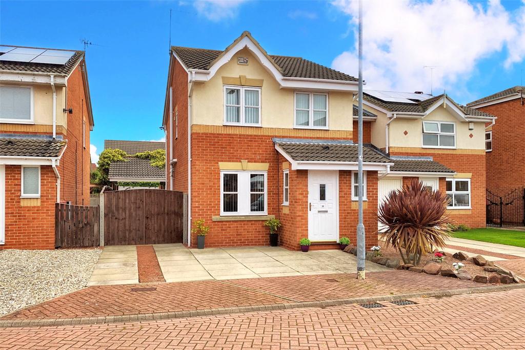 Florin Drive, Kingswood, Hull, HU7 3 bed detached house £165,000