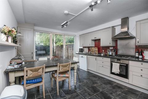 37 Chilton Street, London, E2 6DZ