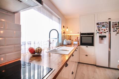 3 Penrith Close, Beckenham, BR3 5UF