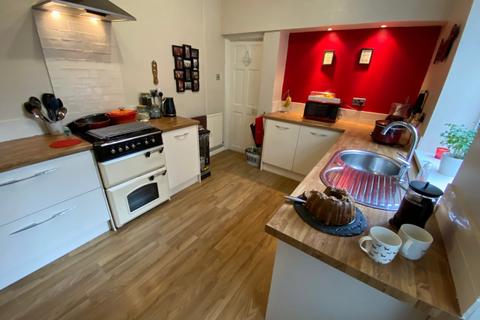 65 Ely Street, Tonypandy, CF40 1BZ