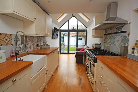 42 Basils Road, Stevenage, SG1 3PX