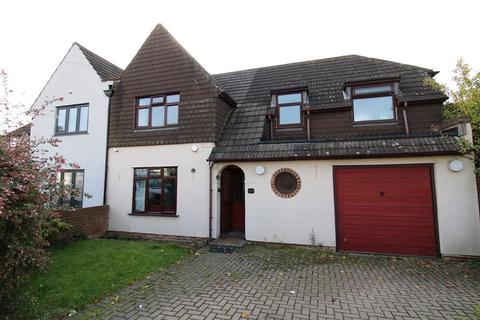 25 Barnehurst Avenue, Erith, DA8 3NF
