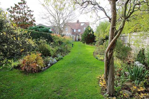 Woodfield Dittons Road, Polegate, BN26 6HS