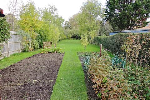 Woodfield Dittons Road, Polegate, BN26 6HS
