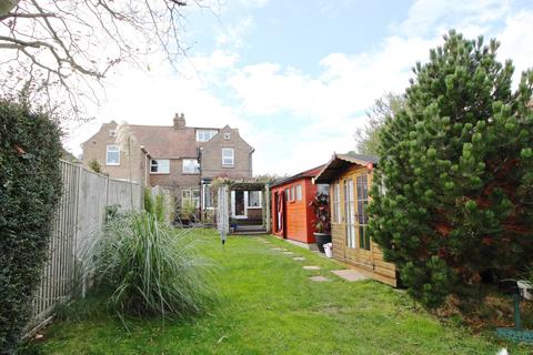 Woodfield Dittons Road, Polegate, BN26 6HS