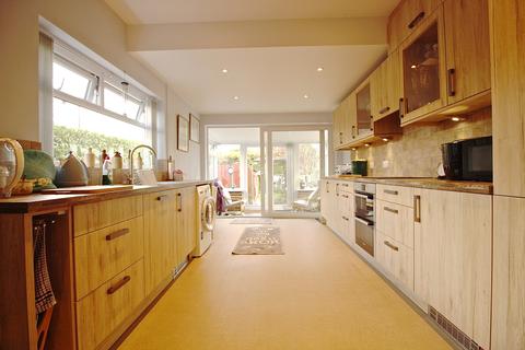 Woodfield Dittons Road, Polegate, BN26 6HS