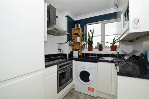 445 Erith Road, Northumberland Heath, Erith, DA8 3LT