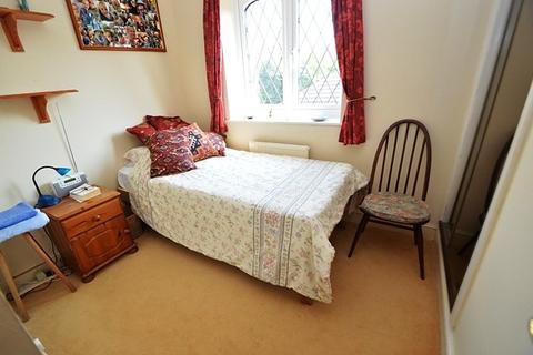 1 Lammas Road, Godalming, GU7 1YL