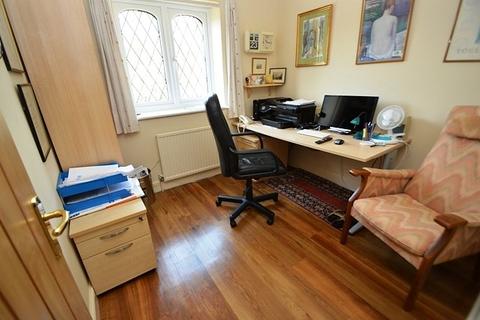 1 Lammas Road, Godalming, GU7 1YL