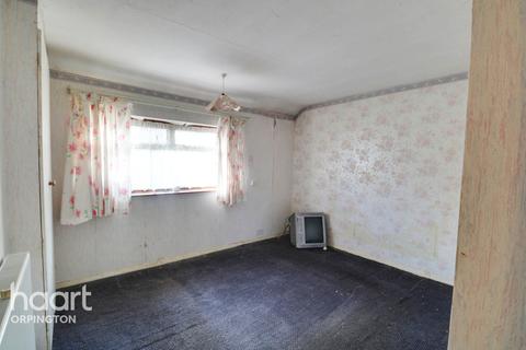 95 Arundel Drive, Orpington, BR6 9JQ