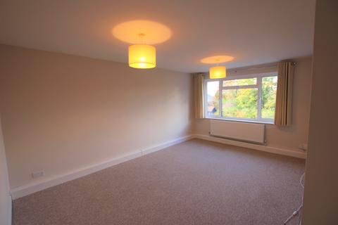 2 bedroom maisonette to rent - Stanton Court, Birdhurst Rise, South Croydon CR2