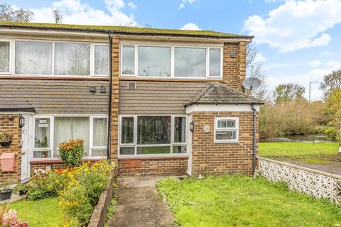 25, Orchard Court The Island, West Drayton, UB7 0ES