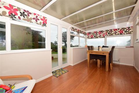 318 Dover Road, Folkestone, CT19 6PA