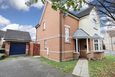 16 Wainwright Gardens, Great Blakenham, Ipswich, IP6 0NN