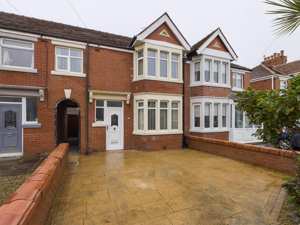 Beach Road, Fleetwood, FY7 3 bed terraced house £137,500