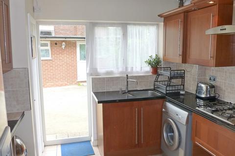 9 Seaton Drive, Ashford, TW15 3ET
