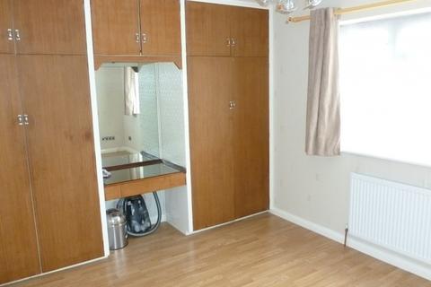 9 Seaton Drive, Ashford, TW15 3ET