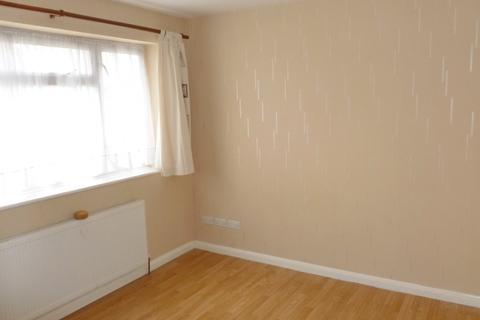 9 Seaton Drive, Ashford, TW15 3ET