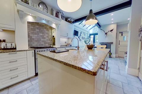 76 Willow Street, Romford, RM7 7LB