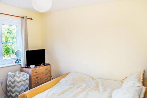 12 Harris Road, Armthorpe, Doncaster, DN3 2FE