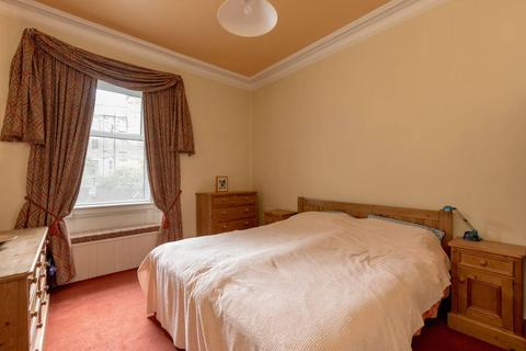 6 Craiglea Drive, Edinburgh, EH10 5PA