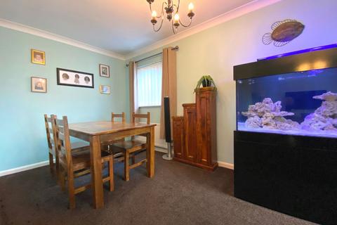 6a The Close, Northampton, NN2 7TW