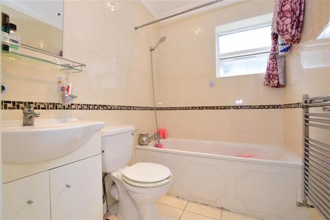 24 Castleton Road, London, E17 4AR