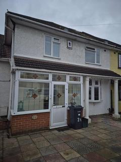 4 bedroom semi-detached house to rent, Chigwell  IG7