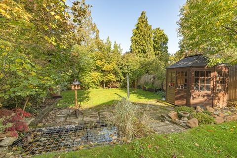 7 Carroll Avenue, Guildford, GU1 2QJ