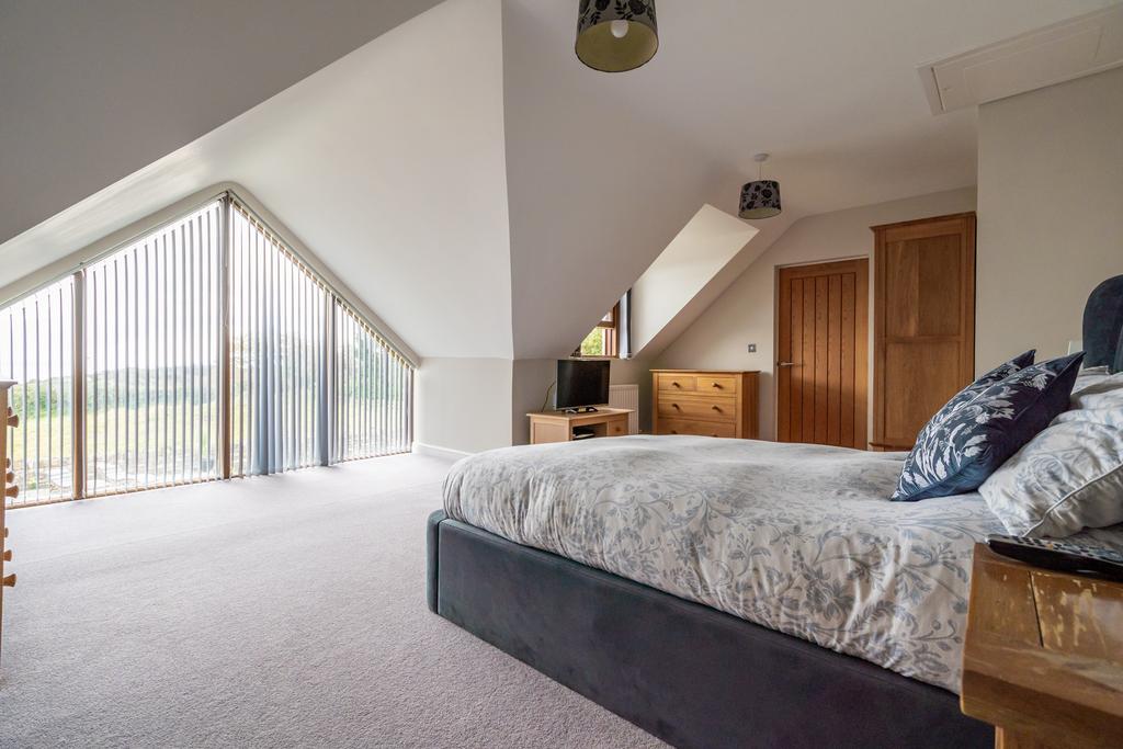 A page Image WEB (56 of 82).jpg