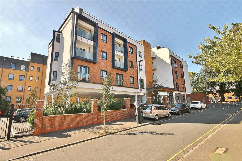 Grove House, 76 Sidmouth Avenue, Isleworth, TW7 2 bed apartment £410,000