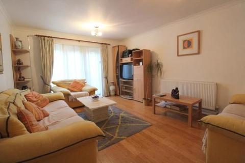 5 Kilross Road, Feltham, TW14 8SB