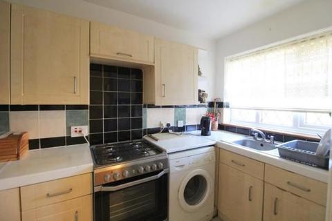 5 Kilross Road, Feltham, TW14 8SB