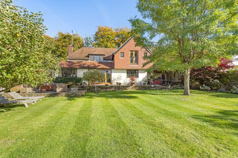 Freshfields Chalk Lane, East Horsley, Leatherhead, KT24 6TH