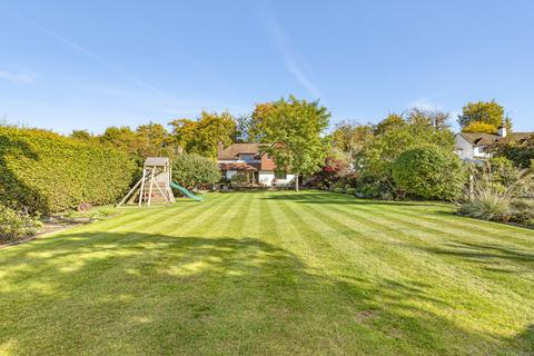 Freshfields Chalk Lane, East Horsley, Leatherhead, KT24 6TH