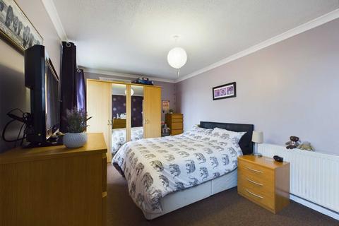 2 bedroom maisonette for sale, James Close, Marlow SL7