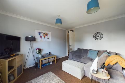 27 James Close, Marlow, SL7 1TS