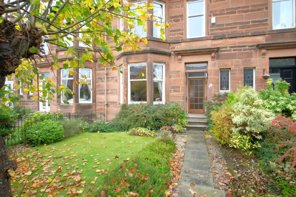 Madison Avenue, Cathcart, Glasgow, G44 5AH 3 bed terraced house £285,000