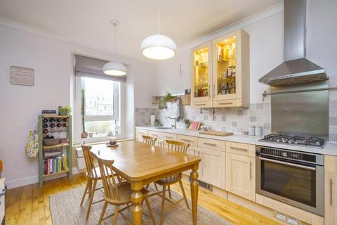 12 Rosevale Place, Edinburgh, EH6 8AP