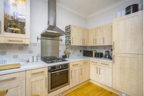12 Rosevale Place, Edinburgh, EH6 8AP