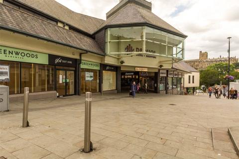 Shop to rent, High Street, Bangor, Gwynedd, LL57