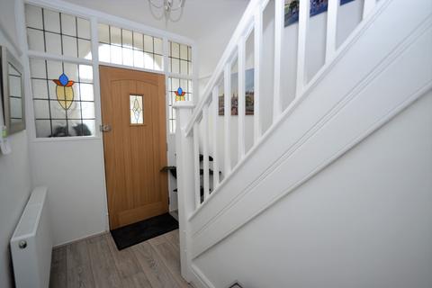 25 Castleton Avenue, Stretford, Manchester, M32 9RS