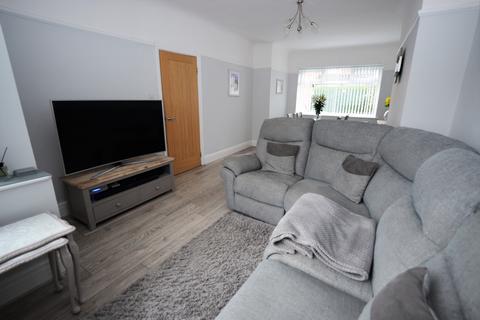 25 Castleton Avenue, Stretford, Manchester, M32 9RS
