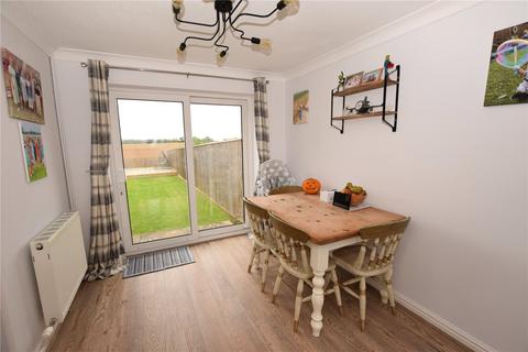 93 Fairway, Waltham, Grimsby, DN37 0NB