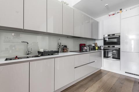 9 Armstrong Close, London, SE3 9BT
