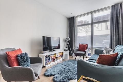 9 Armstrong Close, London, SE3 9BT