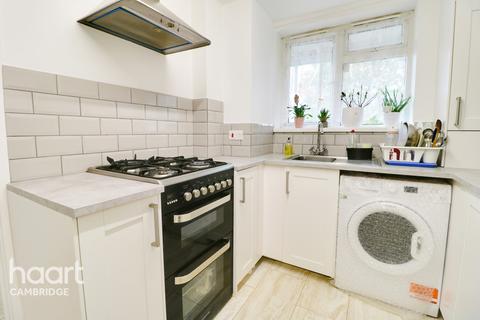 17 Atkins Close, Cambridge, CB4 2NW